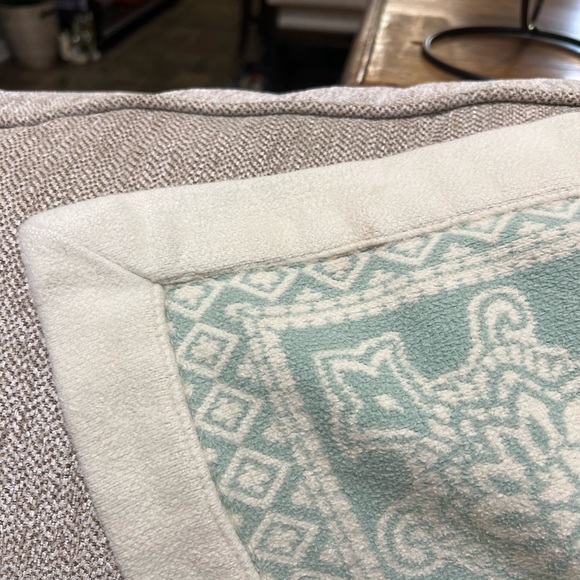 Etro Paisley Print Wool Blanket - Picture 5 of 11